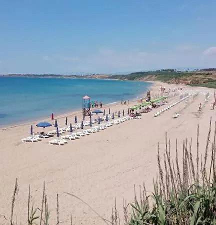 Gli Della Di Capo Rizzuto Daire *